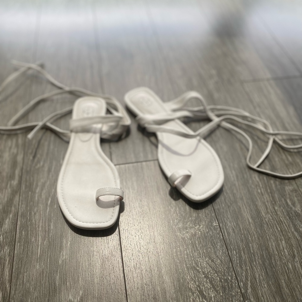White Minimalist Sandals with Adjustable Straps